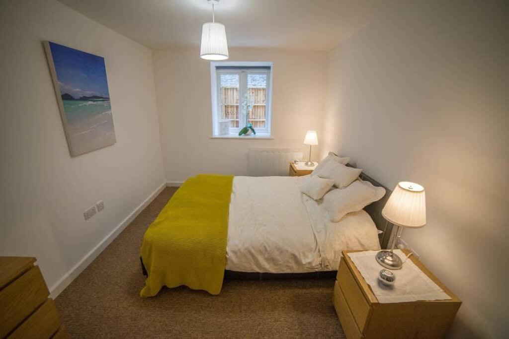 Champion Court Two Bedroom Flat Bristol Bagian luar foto