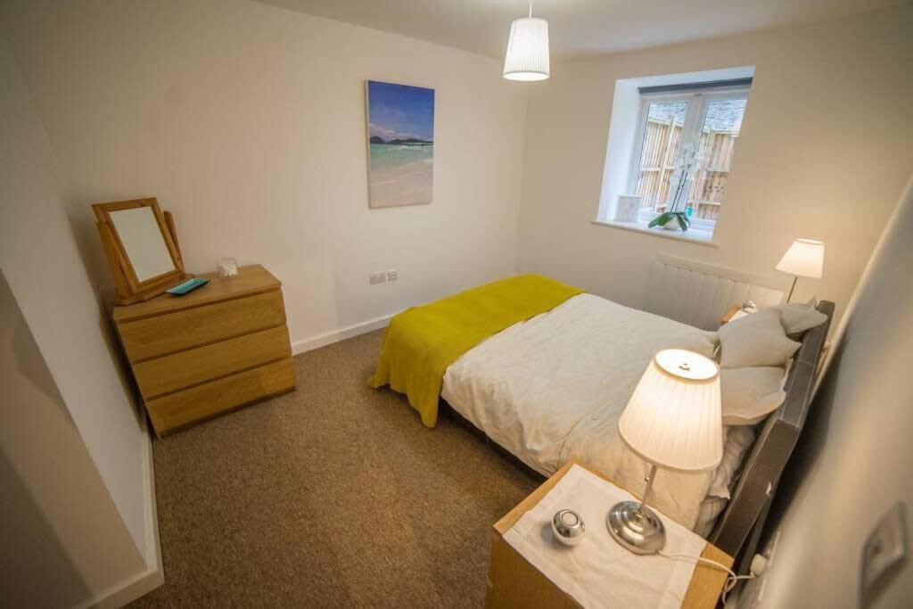 Champion Court Two Bedroom Flat Bristol Bagian luar foto